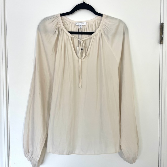 Miou Muse Tops - NWT MIOU MUSE Ivory/Cream Tie Neck Long Sleeve Satin Peasant Blouse Size Small‎